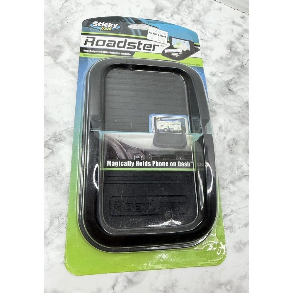 Sticky Pad Roadster Smartphone Hands Free Dash Mount Universal Navigation NEW